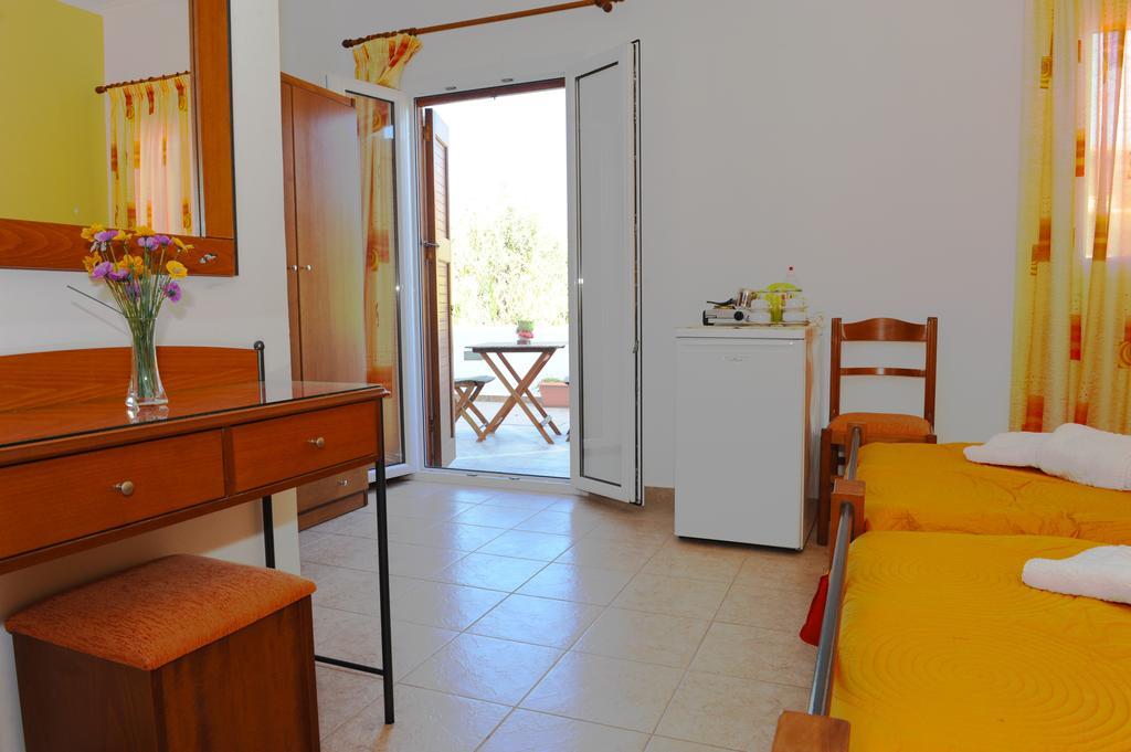 Vythos Apartamento Adamantas  Habitación foto