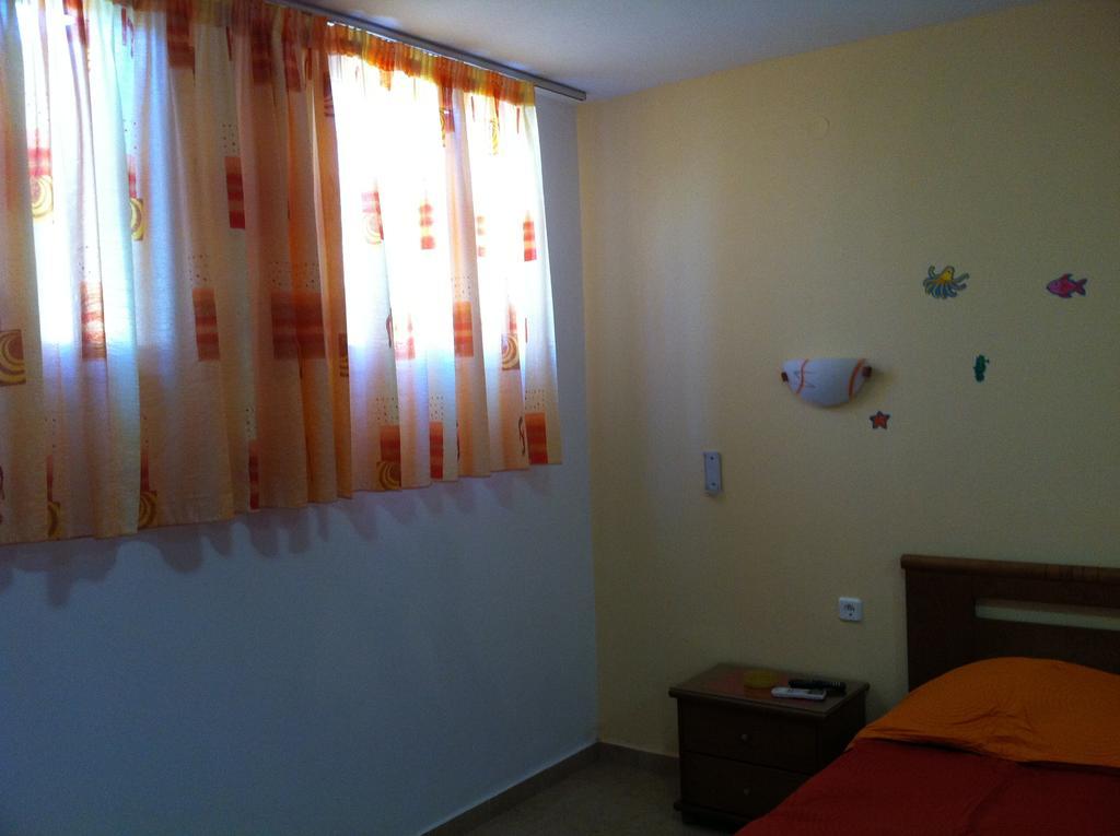 Vythos Apartamento Adamantas  Habitación foto