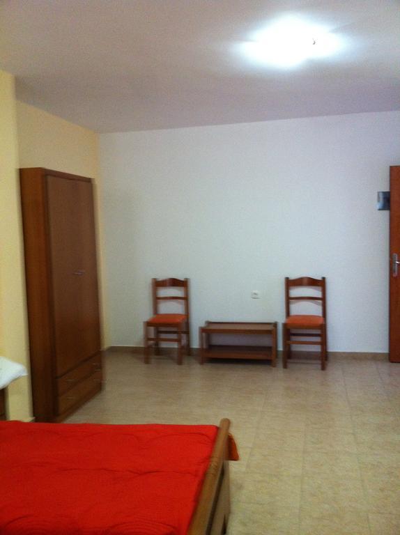 Vythos Apartamento Adamantas  Habitación foto